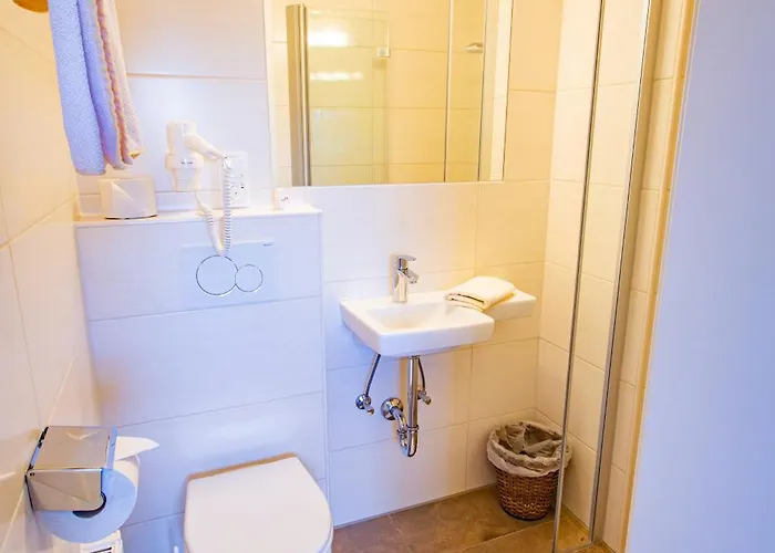 Апартаменты Soldanella 6 By Alpenidyll *