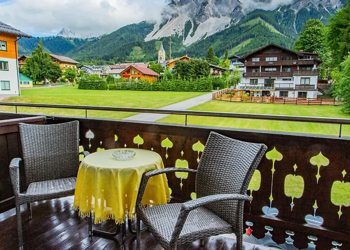 Апартаменты Soldanella 6 By Alpenidyll *